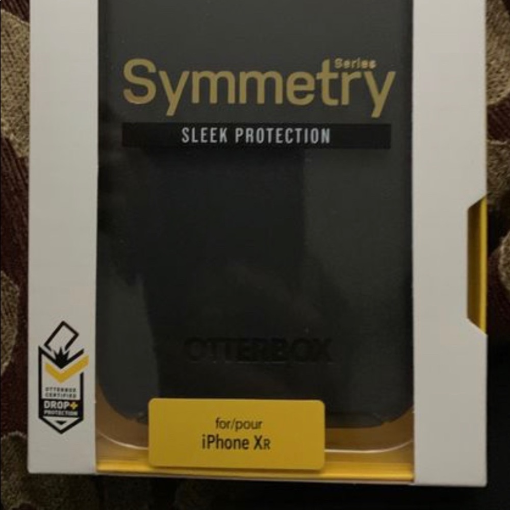iPhone Xr OtterBox case